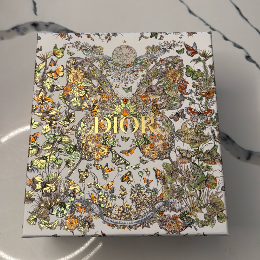 Dior gift box